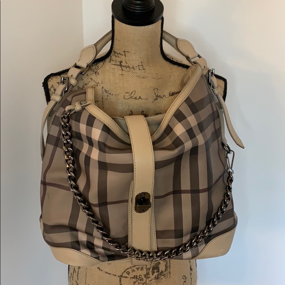 Burberry bucket bag with dustbag and tags